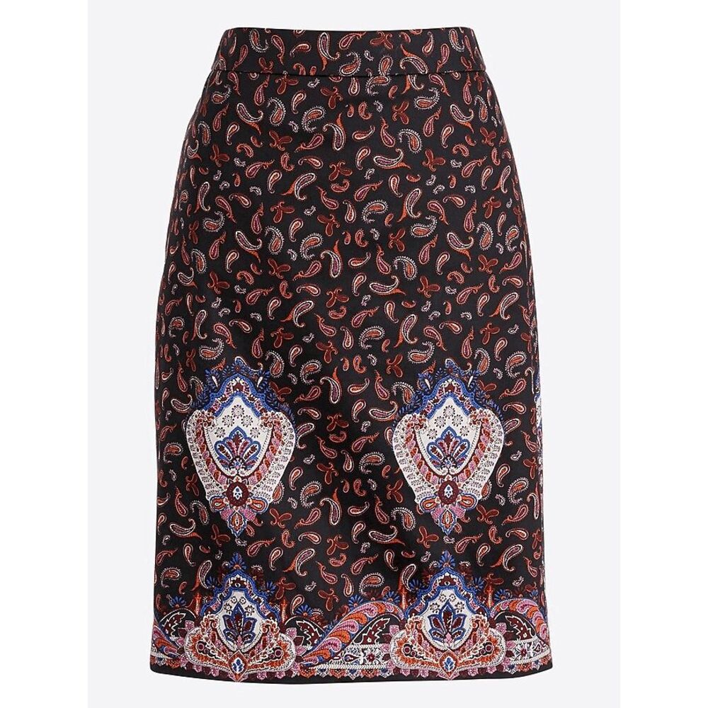 J. Crew Printed pencil skirt in sateen dot Size 2‎ Paisley Red Currant Gray